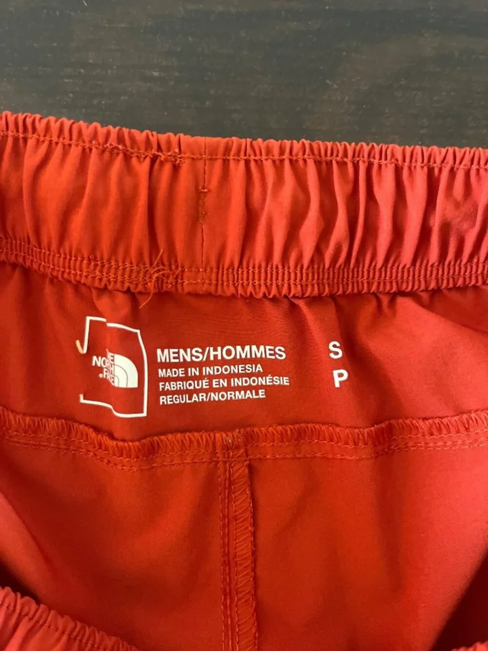 The North Face Mens Small Orange Activewear Shorts Drawstring Pockets
